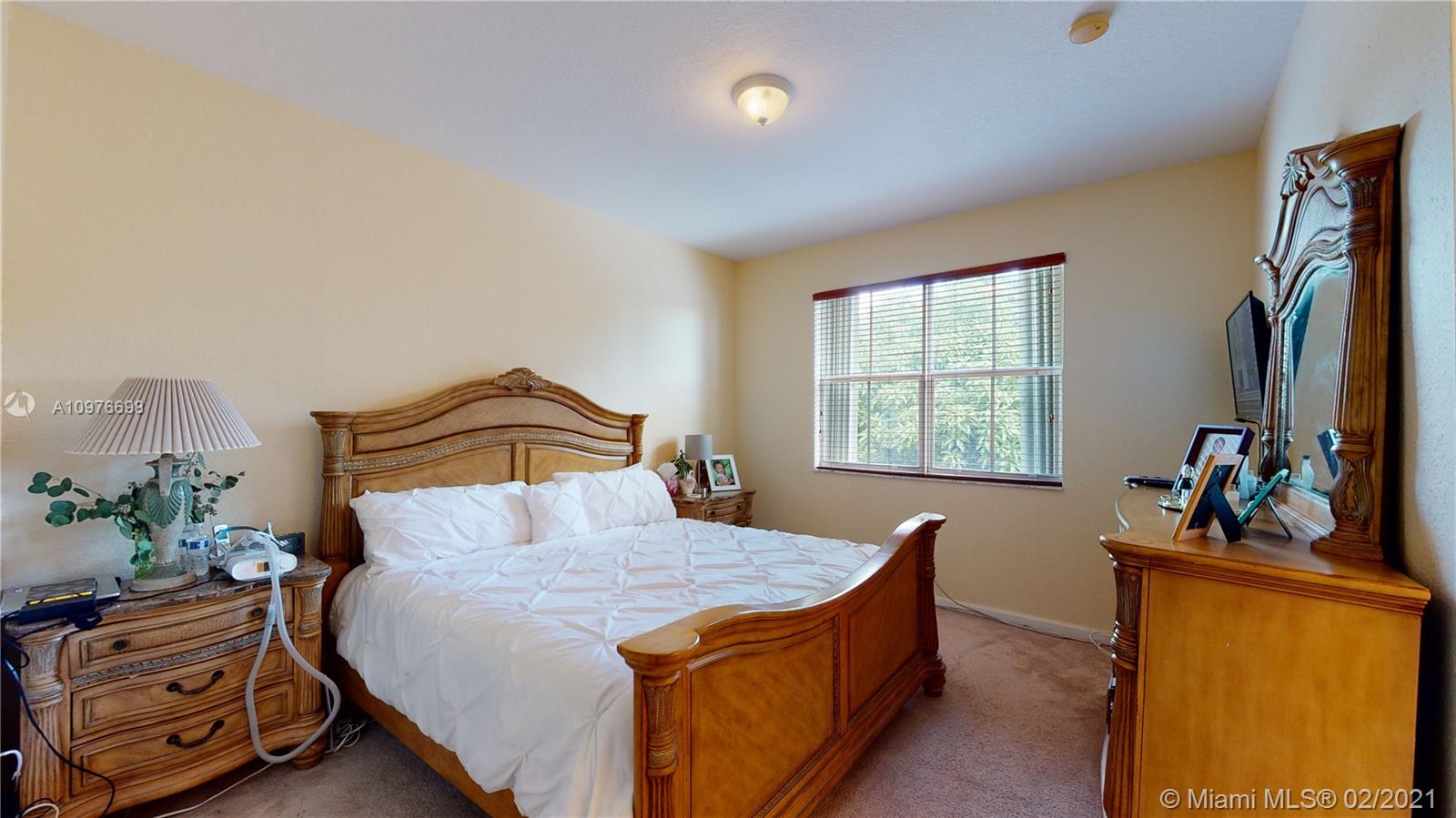 6351 Southwest 164th Path Miami, FL 33193 - Photo 17 of 23 Gallery Image 17