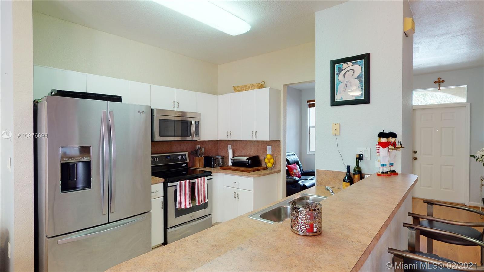 6351 Southwest 164th Path Miami, FL 33193 - Photo 5 of 23 Gallery Image 5