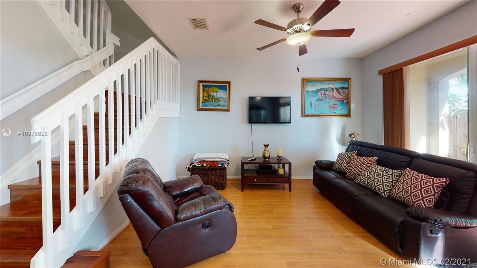 6351 Southwest 164th Path Miami, FL 33193 - Photo 7 of 23 Gallery Image 7