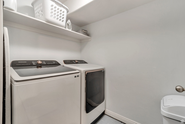 356 North 230 West Payson, UT 84651 - Photo 23 of 45 Dedicated laundry area featuring a white top-load washer and front-load dryer