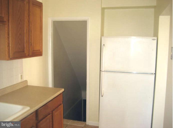 171 Bennett Road Baltimore, MD 21221 - Photo 8 of 25 Kitchen