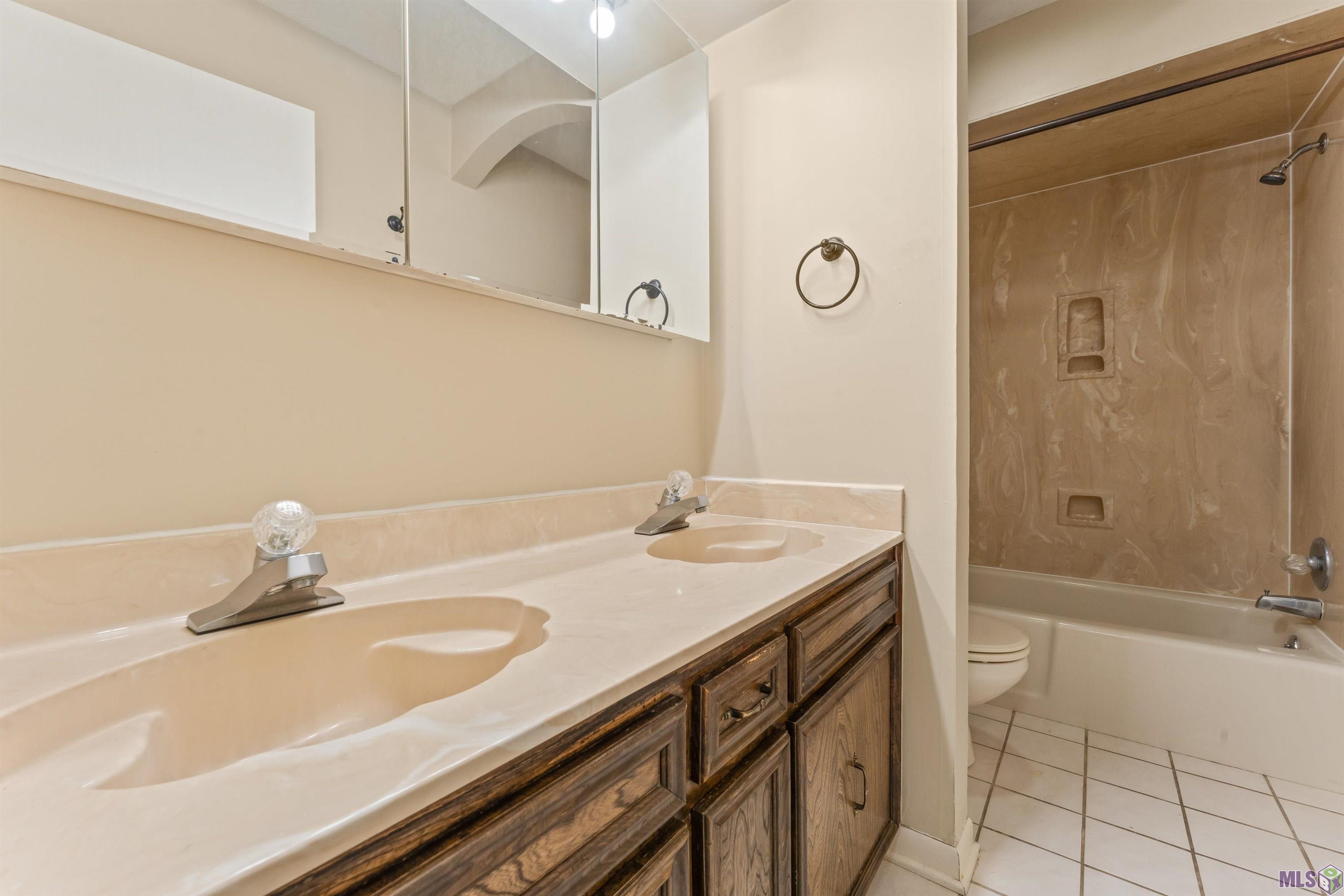 685 Daventry Drive Baton Rouge, LA 70808 - Photo 25 of 37 Hal Bath