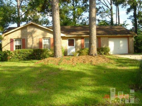 4634 Trafalgar Road Wilmington, NC 28405 - Photo 1 of 12 Primary Photo