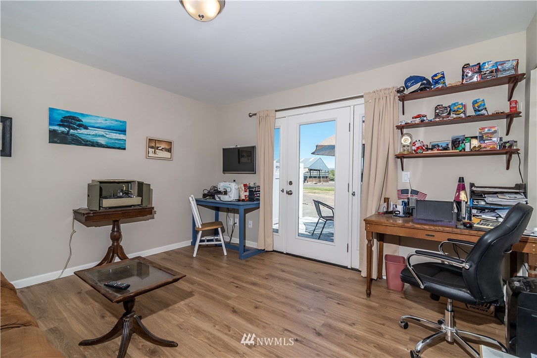 2501 South Wenas Road Selah, WA 98942 - Photo 16 of 39 Gallery Image 16