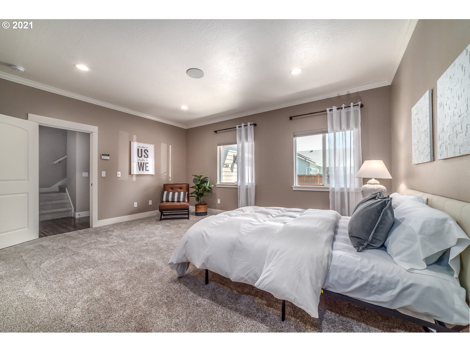 2263 Jeppesen Acres Road Eugene, OR 97401 - Photo 12 of 32 Gallery Image 12