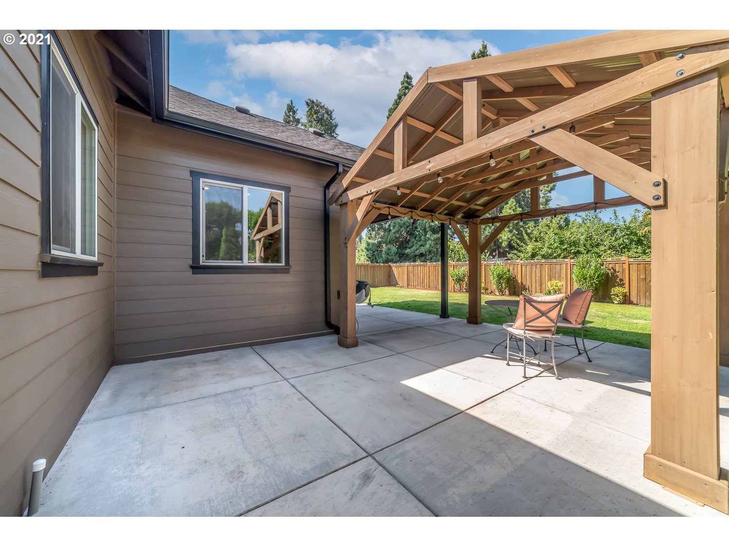 2263 Jeppesen Acres Road Eugene, OR 97401 - Photo 31 of 32 Gallery Image 31