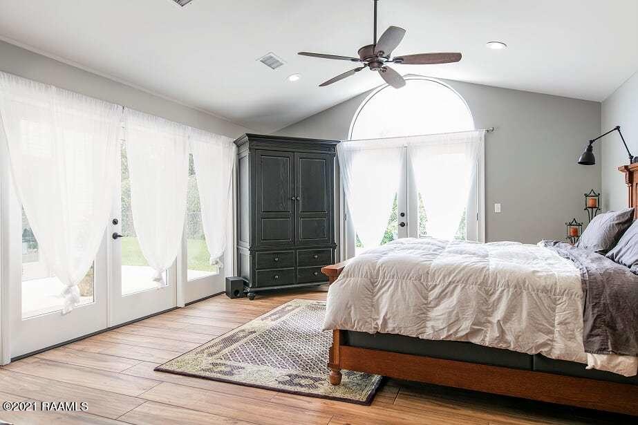 809 Doucet Road Lafayette, LA 70503 - Photo 24 of 32