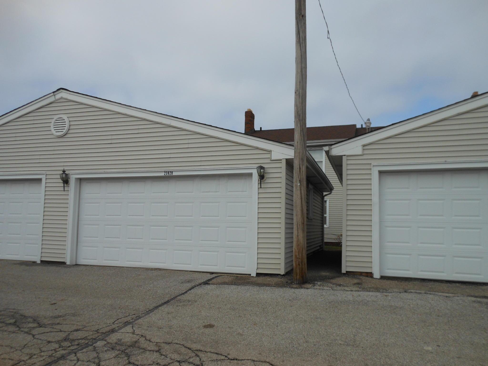 23920 Columbus Road Bedford, OH 44146 - Photo 4 of 9