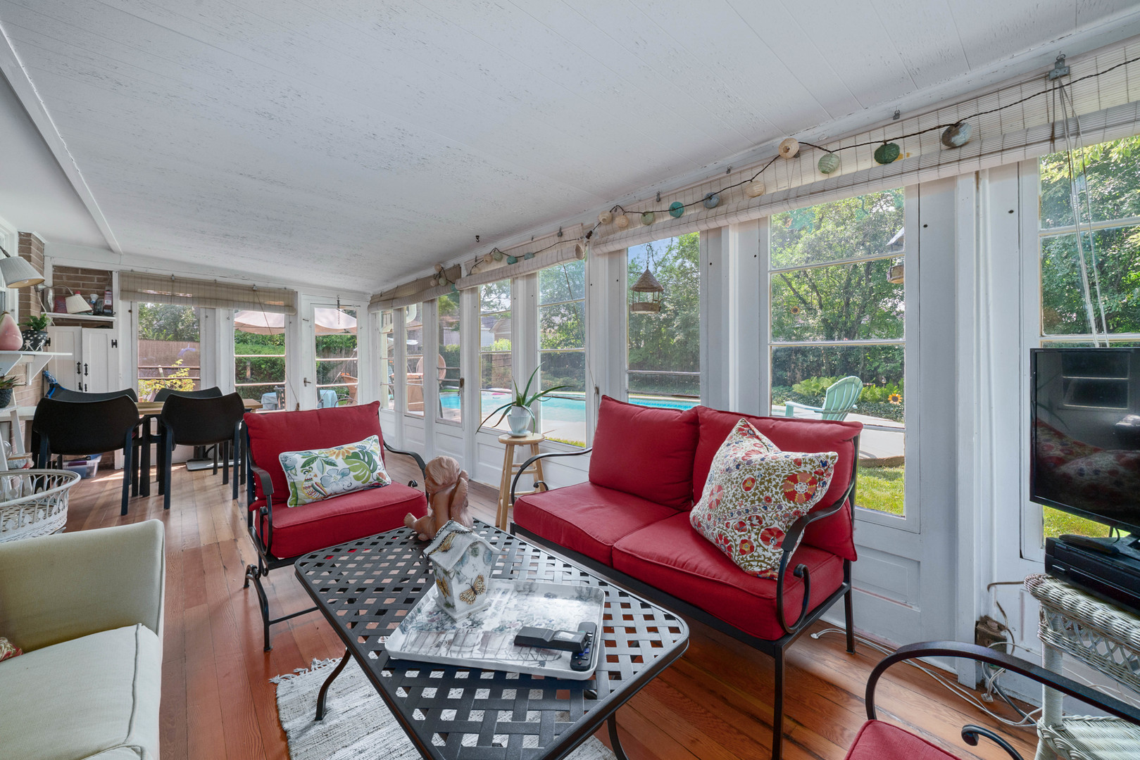 1802 Winthrop Road Highland Park, IL 60035 - Photo 15 of 38 Gallery Image 15