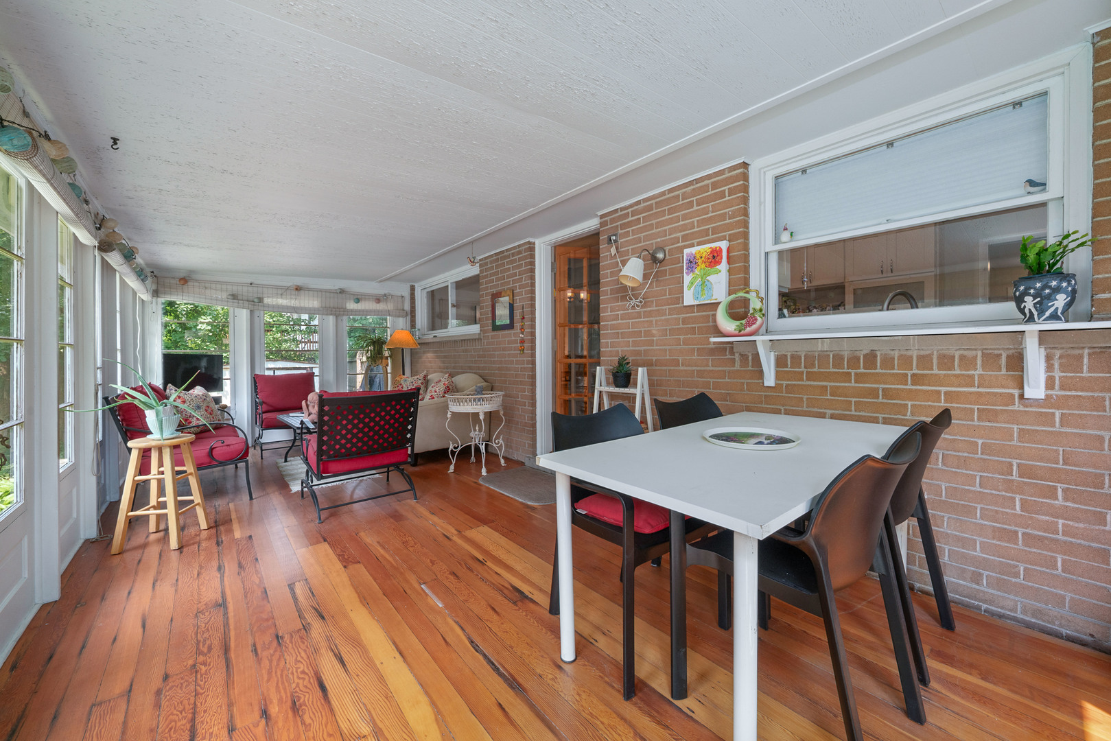 1802 Winthrop Road Highland Park, IL 60035 - Photo 16 of 38 Gallery Image 16