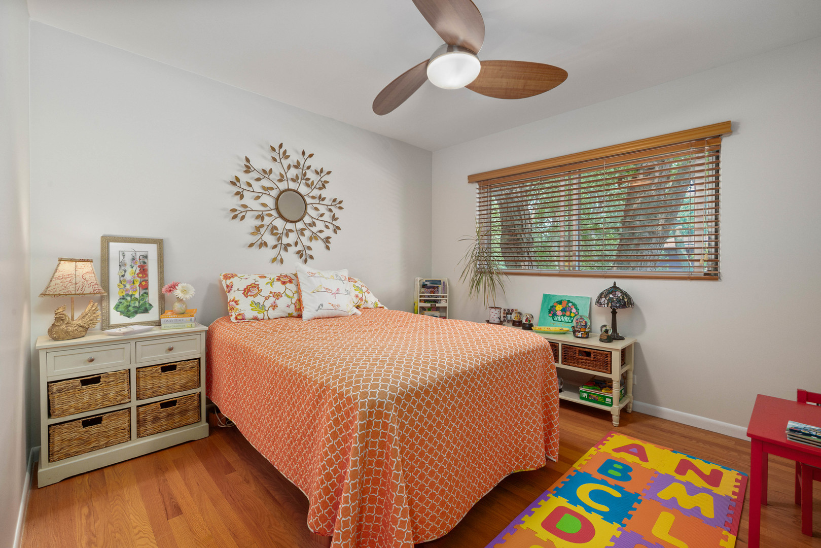 1802 Winthrop Road Highland Park, IL 60035 - Photo 22 of 38 Gallery Image 22