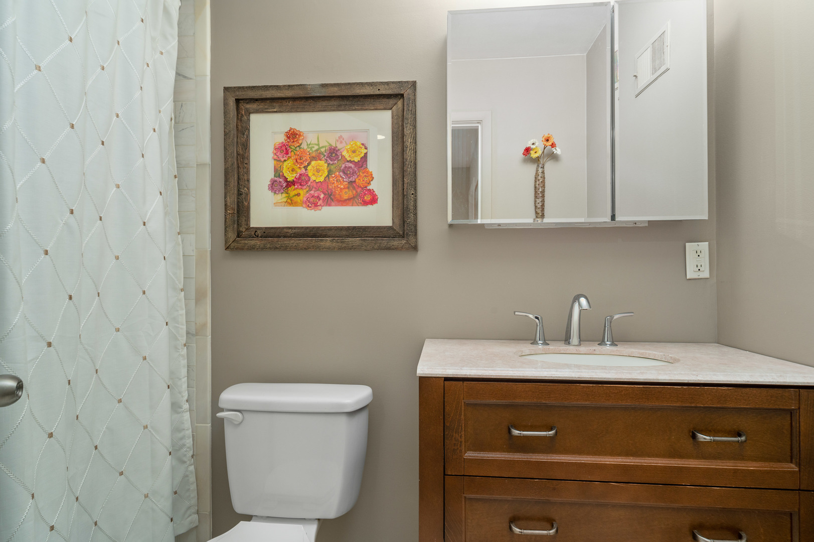 1802 Winthrop Road Highland Park, IL 60035 - Photo 25 of 38 Gallery Image 25