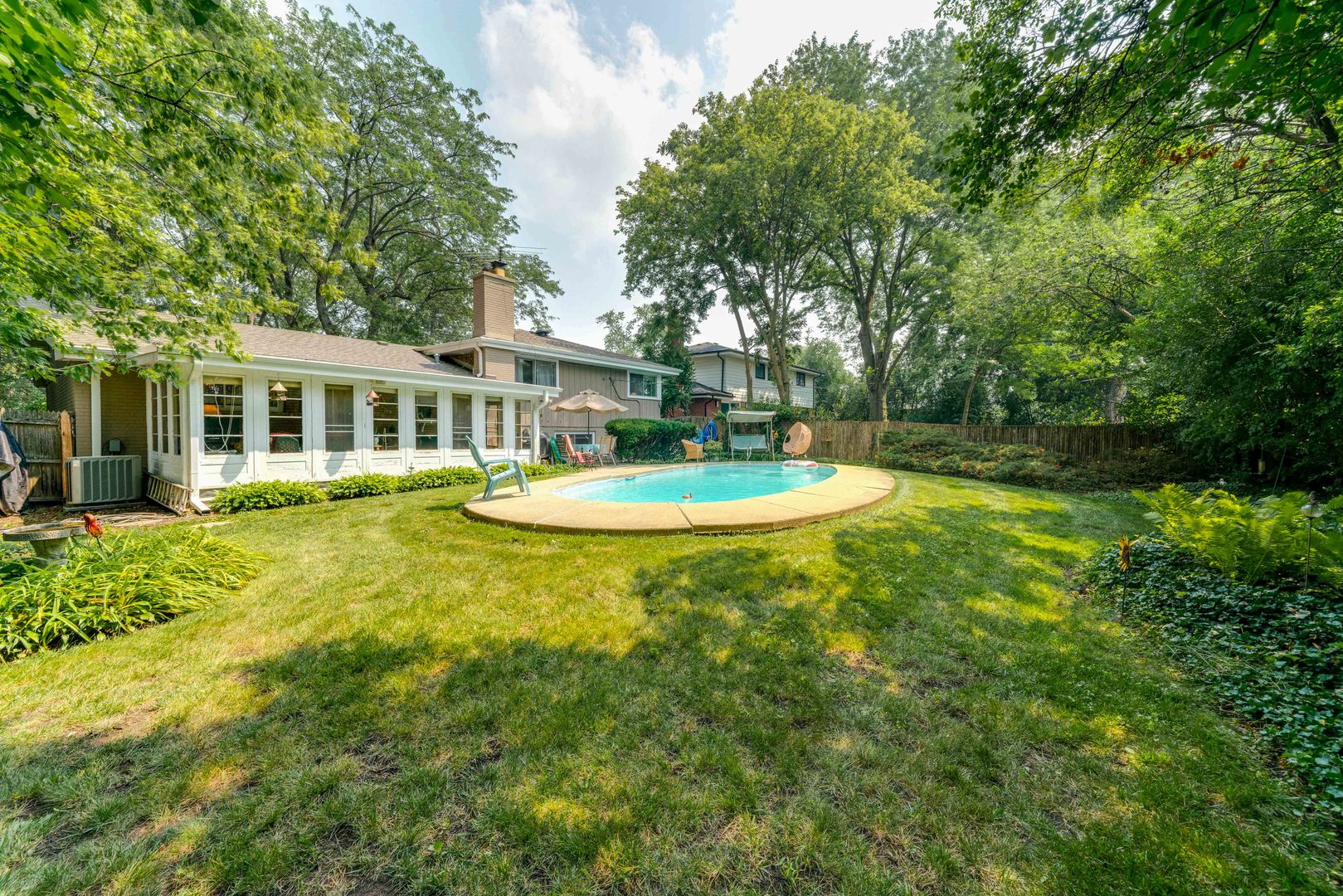 1802 Winthrop Road Highland Park, IL 60035 - Photo 32 of 38 Gallery Image 32