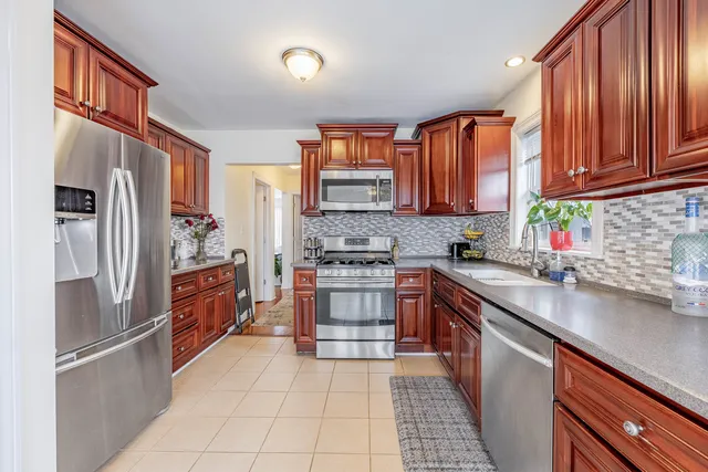 $420,000 | 3636 North Nora Avenue, Chicago, IL 60634