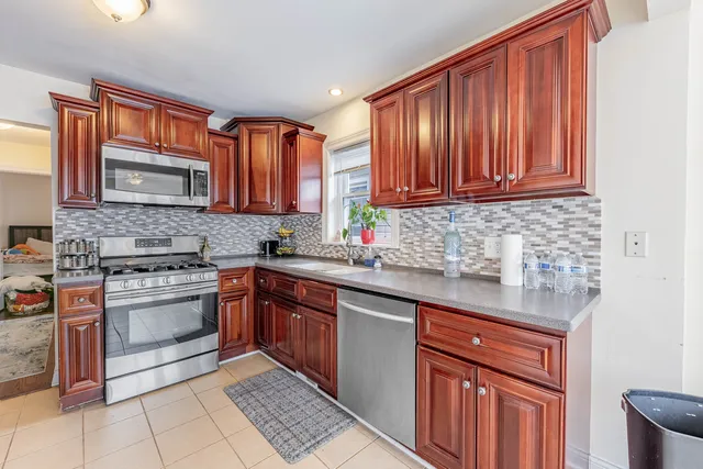 $420,000 | 3636 North Nora Avenue, Chicago, IL 60634