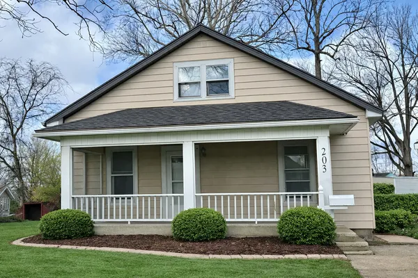 $79,900 | 203 West 12th Street, Metropolis, IL 62960
