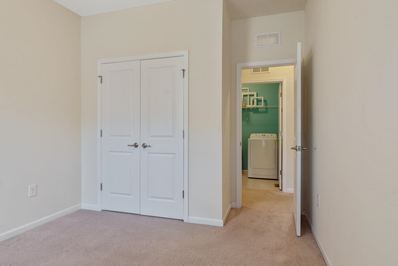 637 Edgewater Ridge Court Apex, NC 27523 - Photo 22 of 31 Photo 22