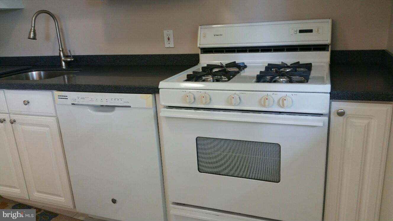 346 Walgrove Road Reisterstown, MD 21136 - Photo 11 of 23 Kitchen