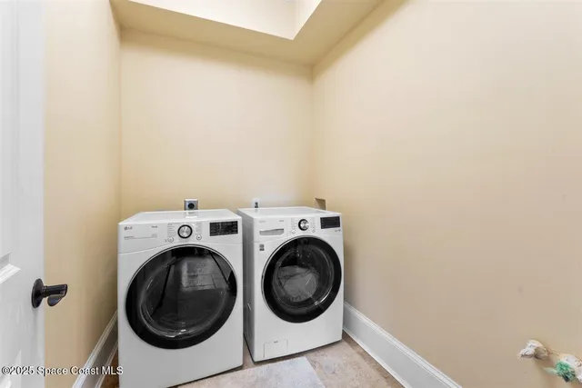 $1,299,900 | 51 Bayshore Court, Rockledge, FL 32955