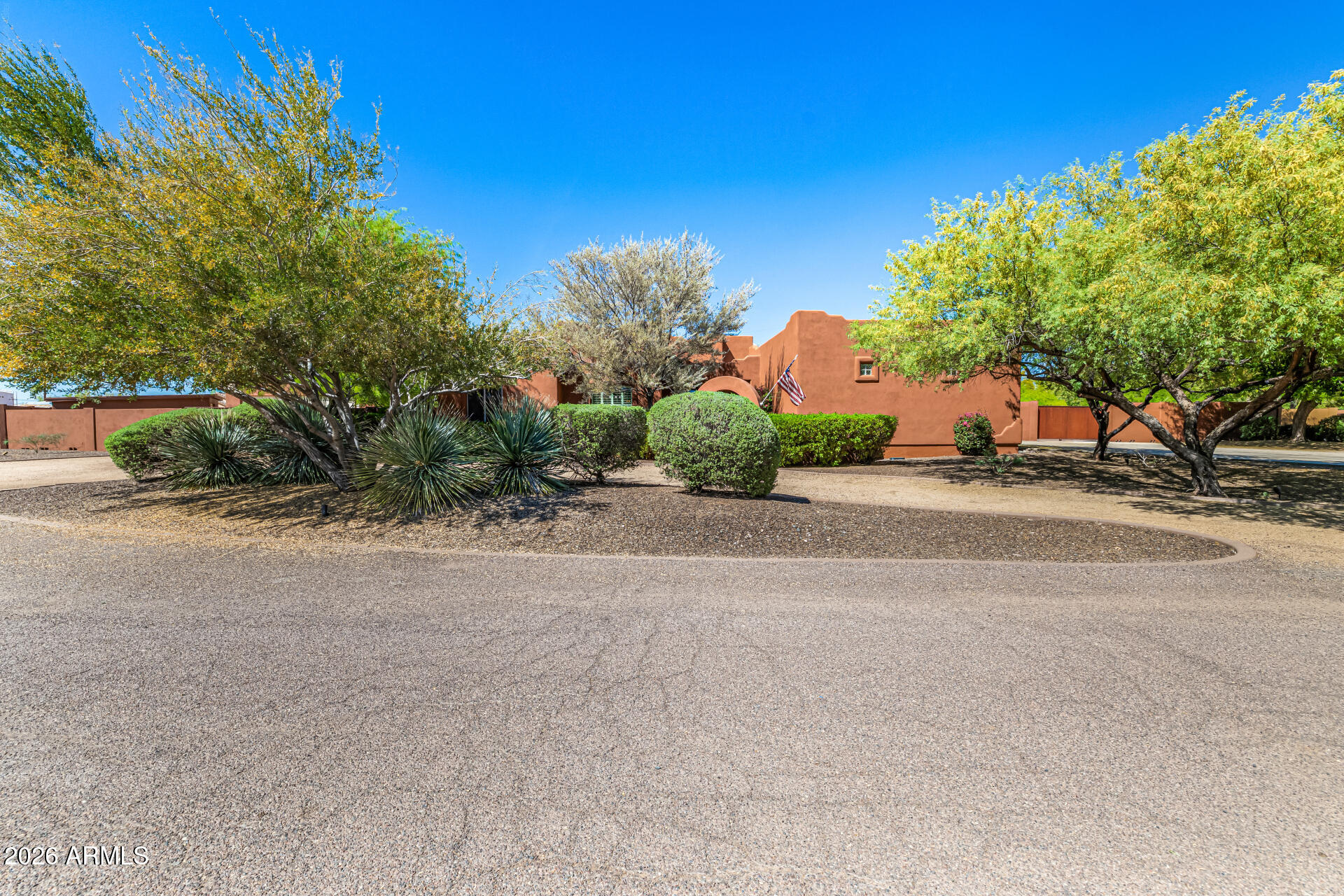2324 La Verna Way Phoenix, AZ 85086 - Photo 6 of 79 04-La Verna