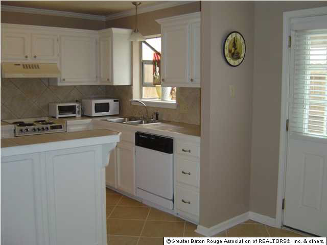 941 Ridgepoint Court Baton Rouge, LA 70810 - Photo 9 of 20 Gallery Image 9