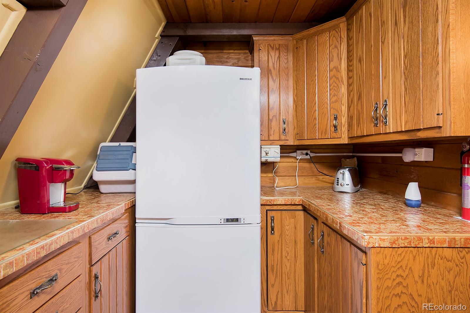 11833 Hillcrest Road Golden, CO 80403 - Photo 13 of 25 Gallery Image 13