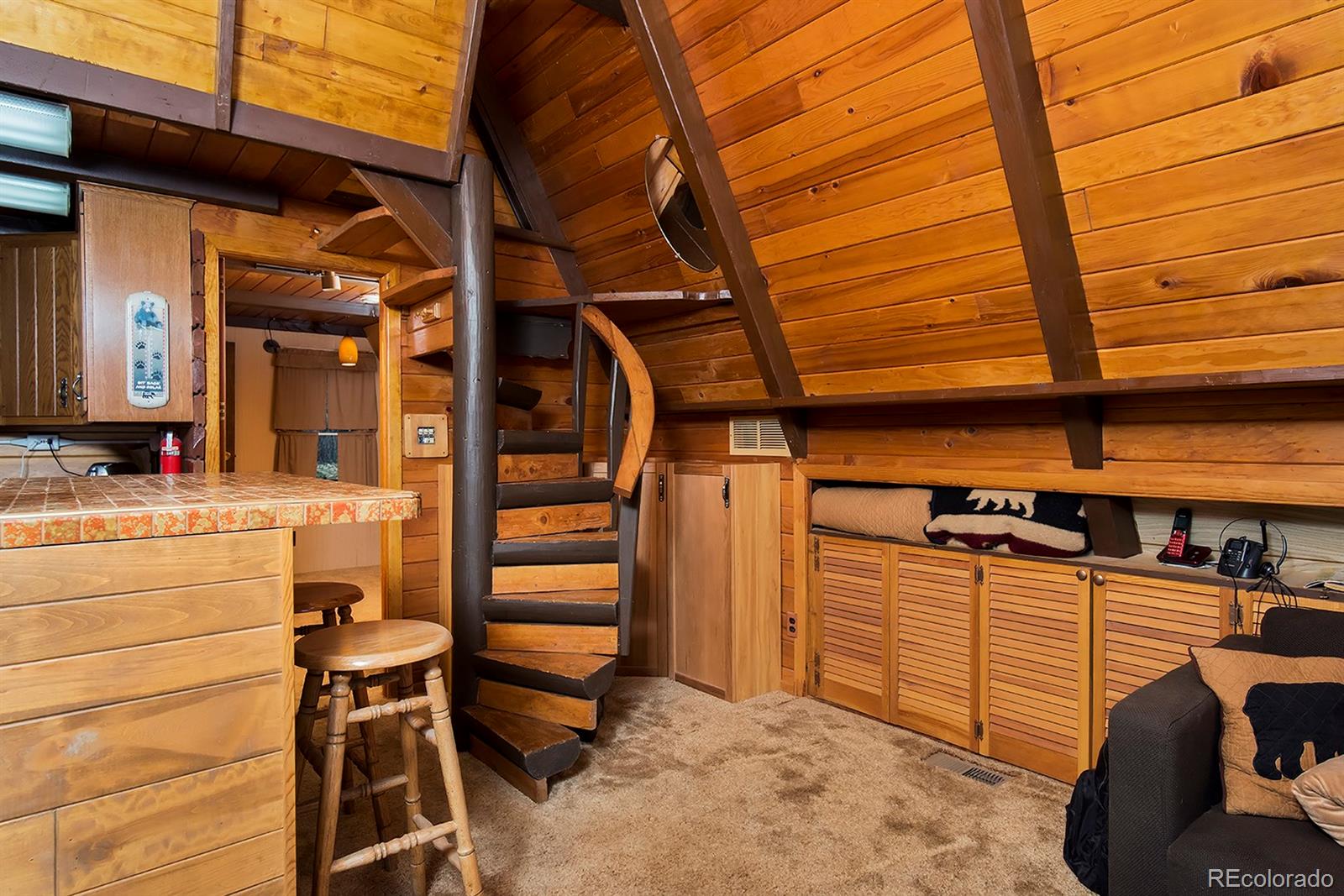 11833 Hillcrest Road Golden, CO 80403 - Photo 15 of 25 Gallery Image 15