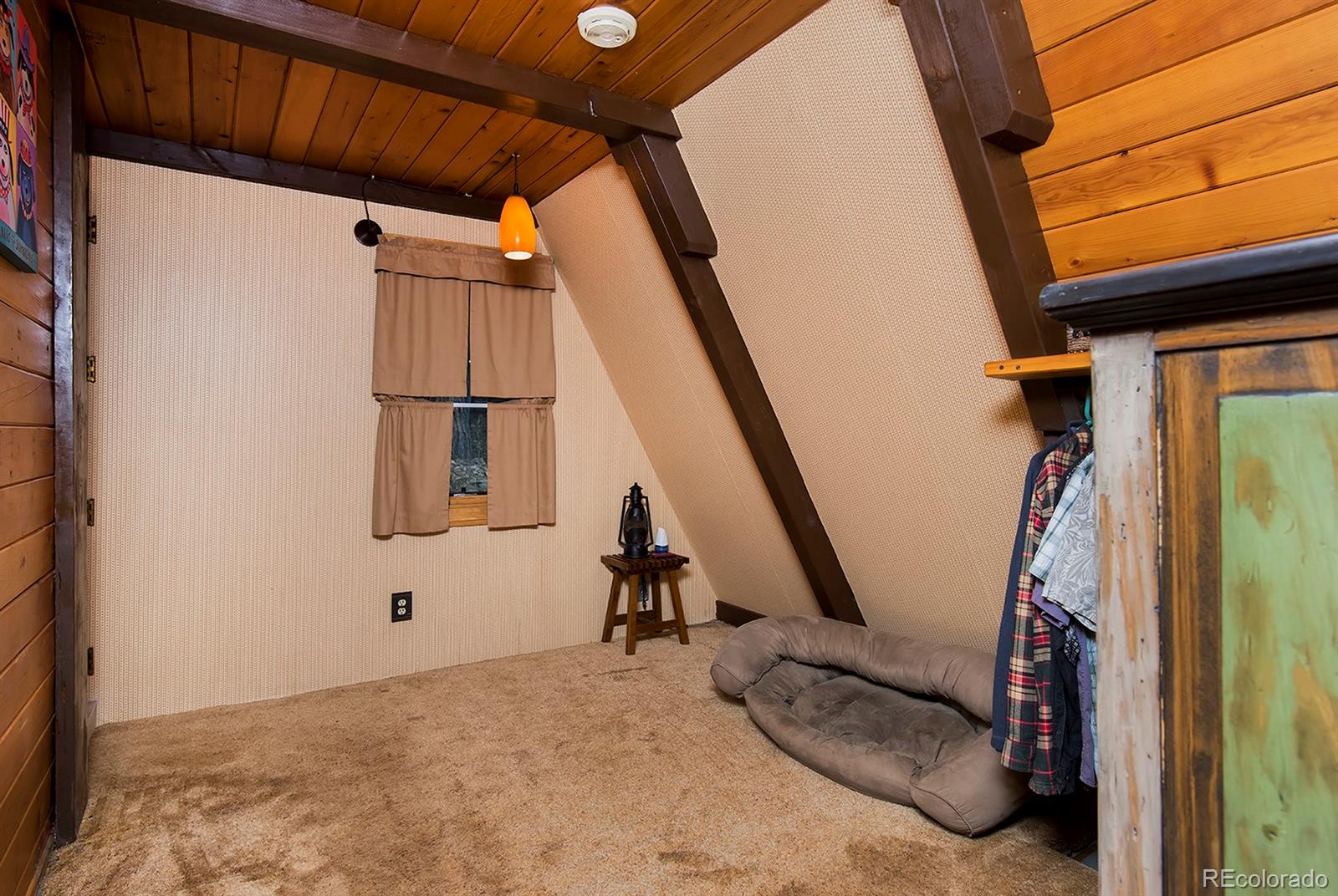 11833 Hillcrest Road Golden, CO 80403 - Photo 16 of 25 Gallery Image 16
