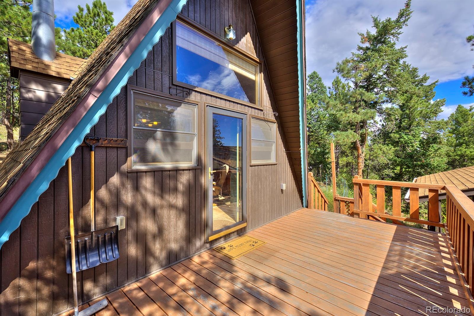 11833 Hillcrest Road Golden, CO 80403 - Photo 3 of 25 Gallery Image 3