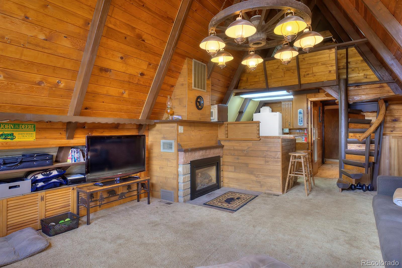 11833 Hillcrest Road Golden, CO 80403 - Photo 7 of 25 Gallery Image 7