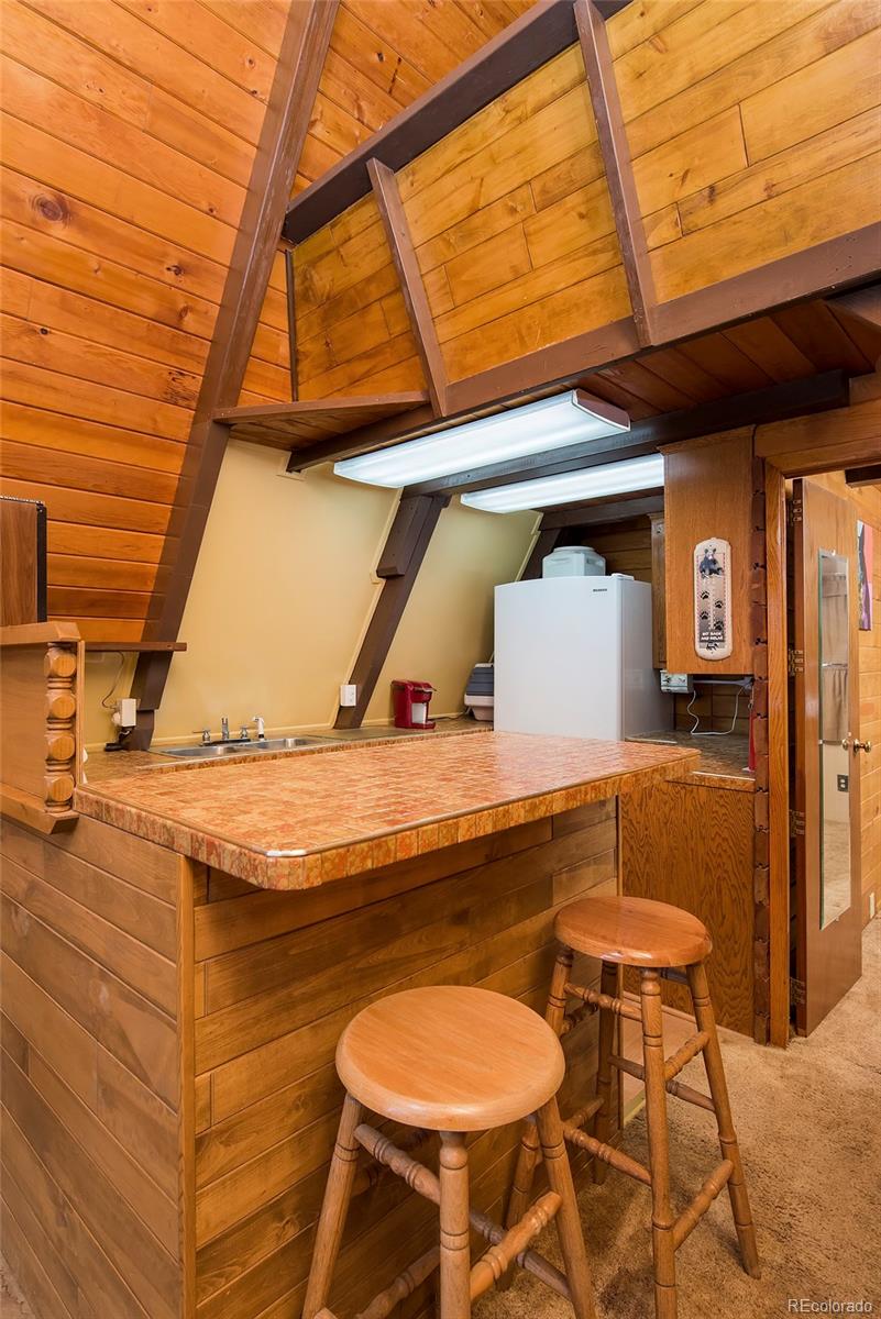 11833 Hillcrest Road Golden, CO 80403 - Photo 10 of 25 Gallery Image 10