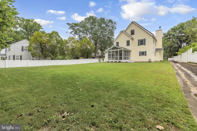 $850,000 | 5022 Oglethorpe Street, Riverdale, MD 20737