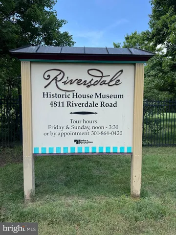 $850,000 | 5022 Oglethorpe Street, Riverdale, MD 20737