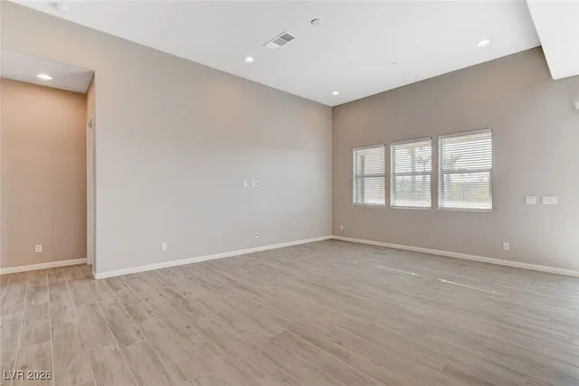 $2,970 | 19 Alta Cascata Place, Henderson, NV 89011