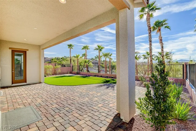 $2,970 | 19 Alta Cascata Place, Henderson, NV 89011