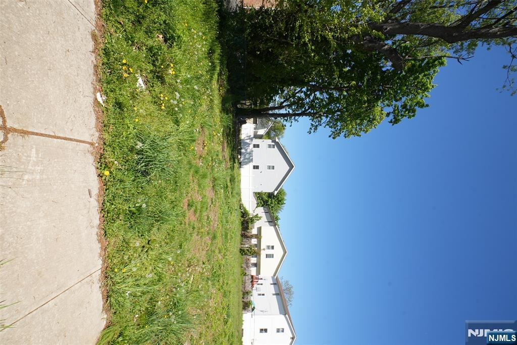 83 Ralph Street Belleville, NJ 07109 - Photo 6 of 10