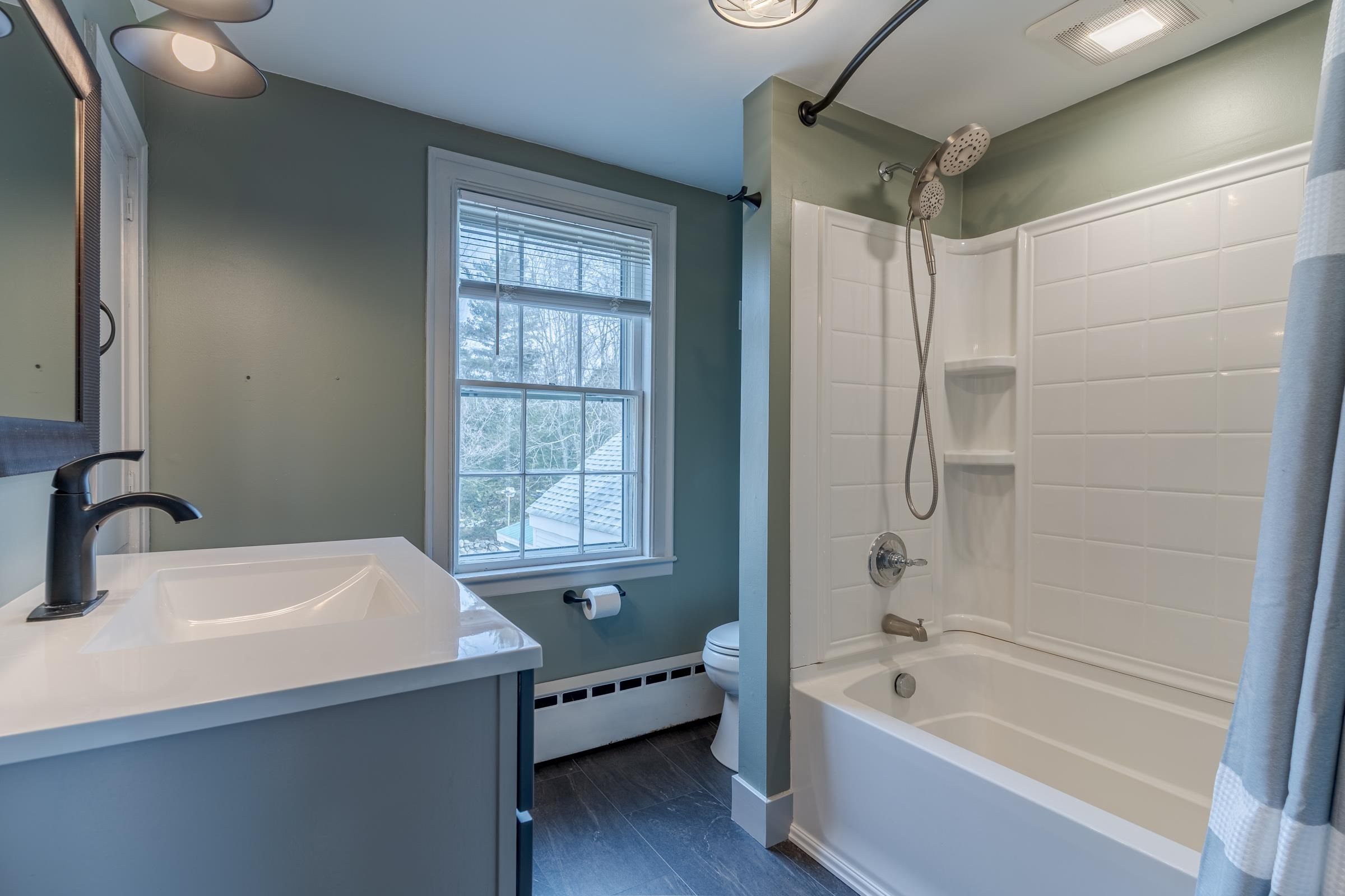 14 Main Street Raymond, NH 03077 - Photo 20 of 34