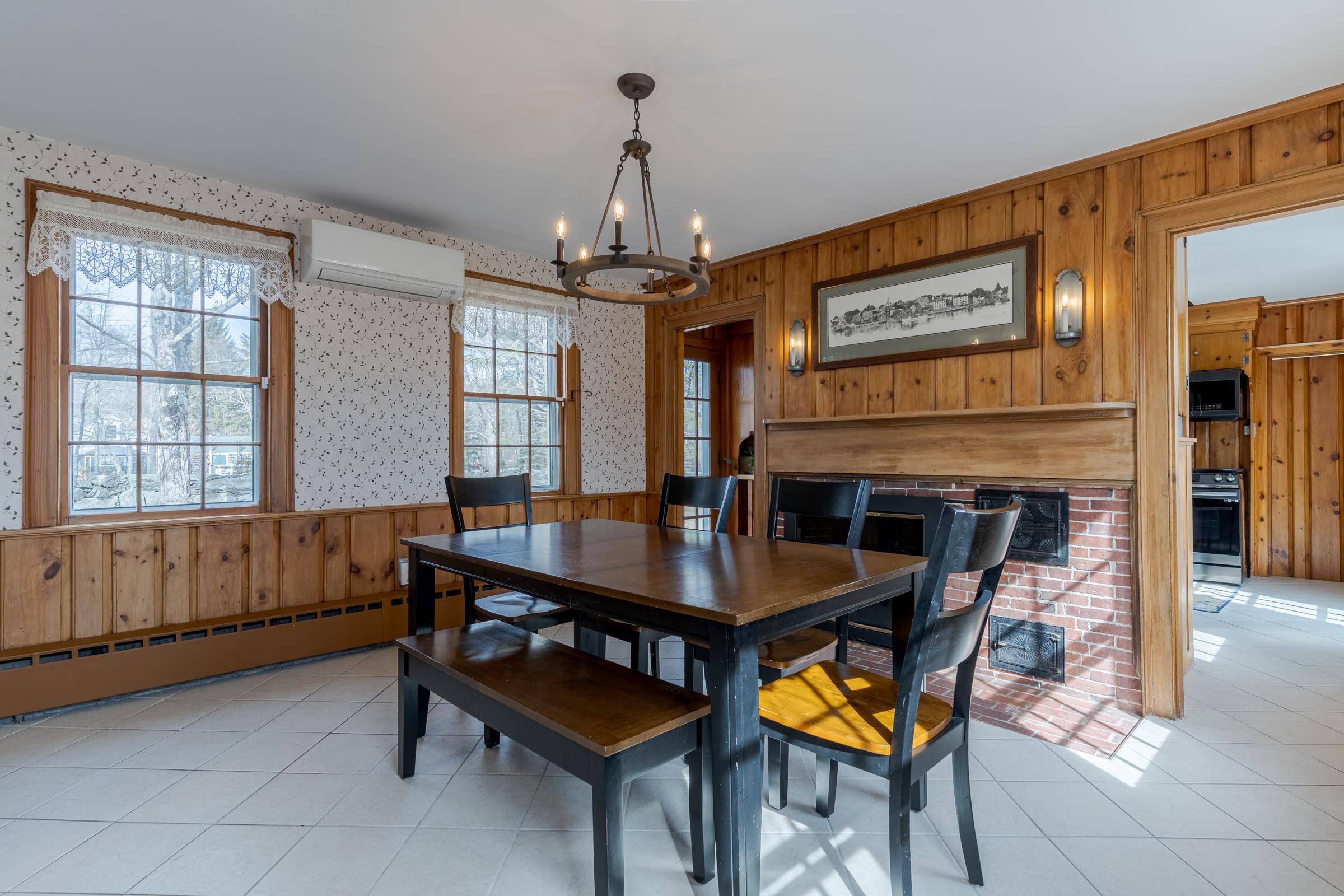 14 Main Street Raymond, NH 03077 - Photo 9 of 34