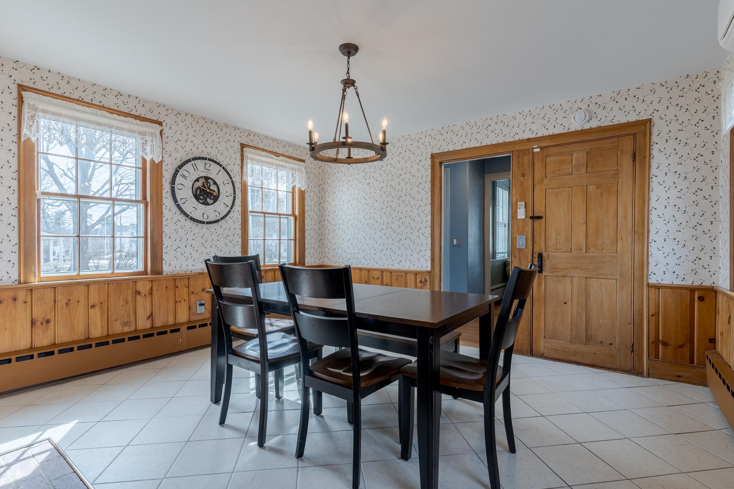 14 Main Street Raymond, NH 03077 - Photo 10 of 34