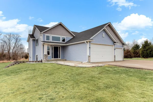 $625,000 | W12661 714th Avenue, River Falls, WI 54022