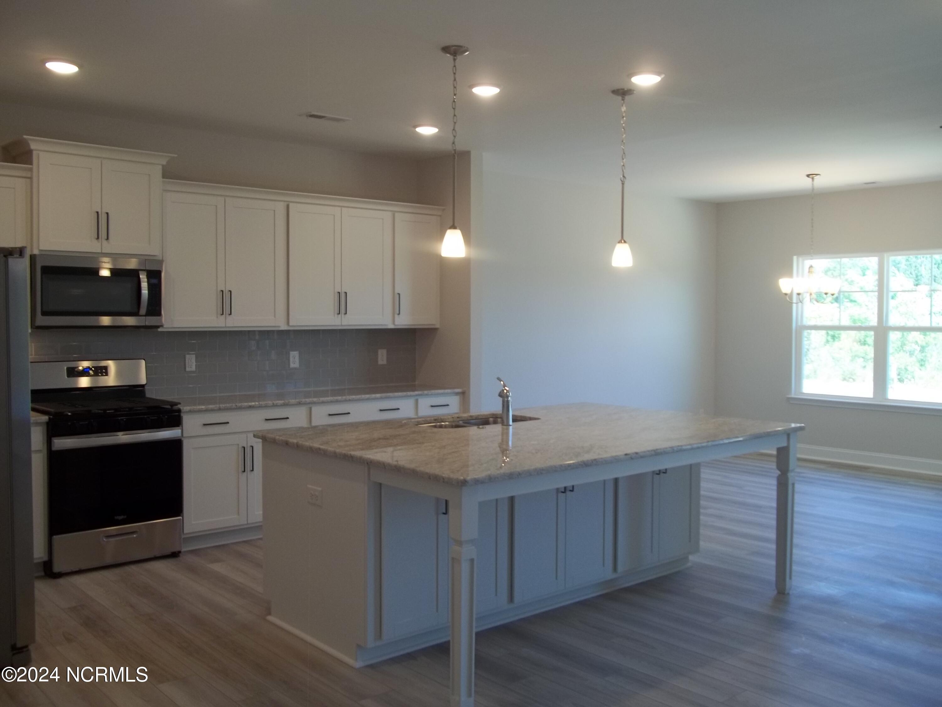 1022 Terraces Lane Hampstead, NC 28443 - Photo 14 of 31 100_5517