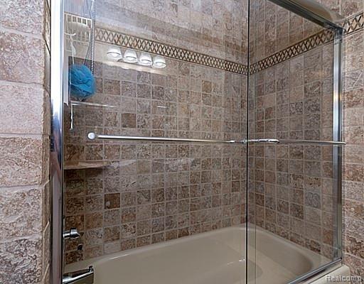 17186 Orchard Ridge Road Northville, MI 48168 - Photo 40 of 90 new_20180906_tfn_5119.jpg