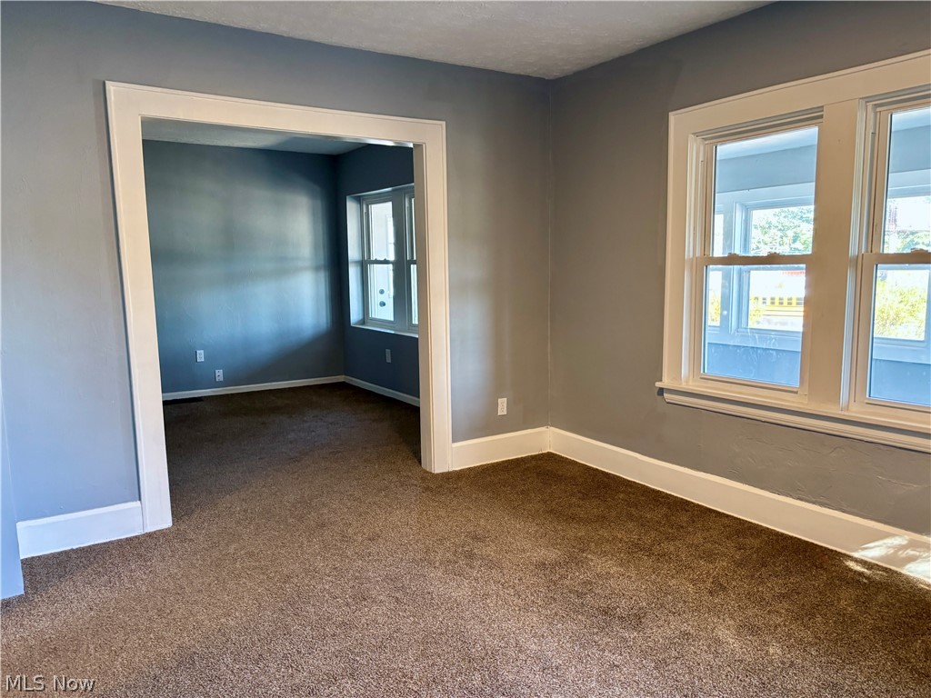 2258 Mogadore Road Akron, OH 44312 - Photo 7 of 28