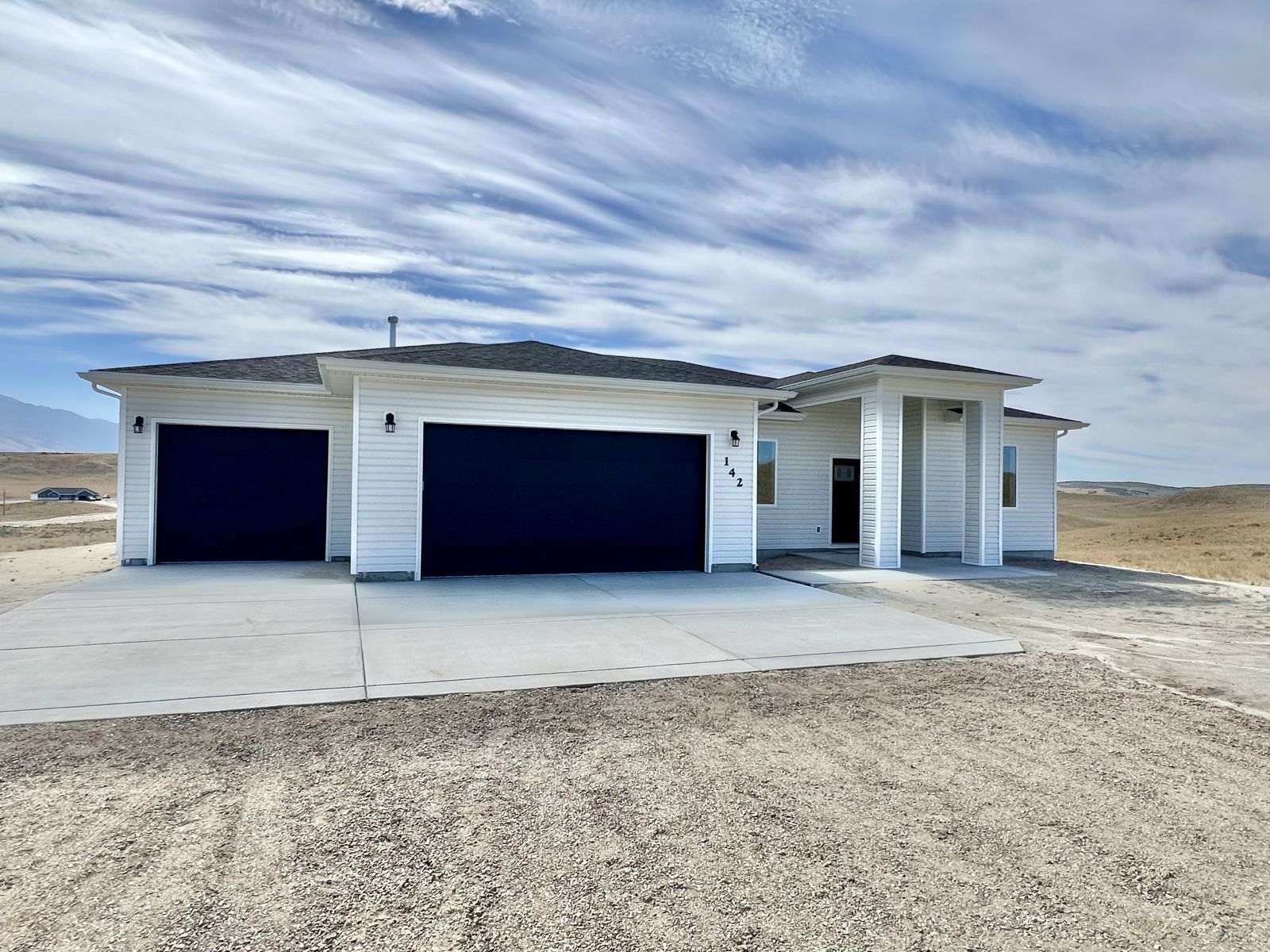 142 Diamond Rdg Drive Spring Creek, NV 89815 - Photo 36 of 36 a house with a outdoor space