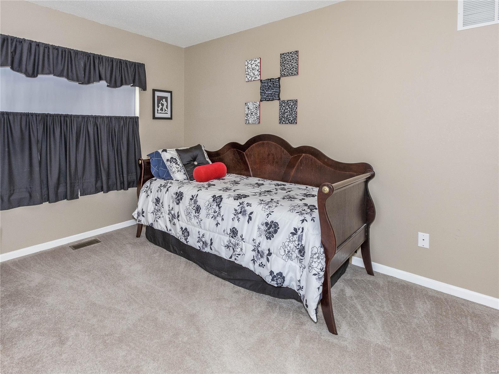 4 Chelsea Road Collinsville, IL 62234 - Photo 27 of 56 Gallery Image 27