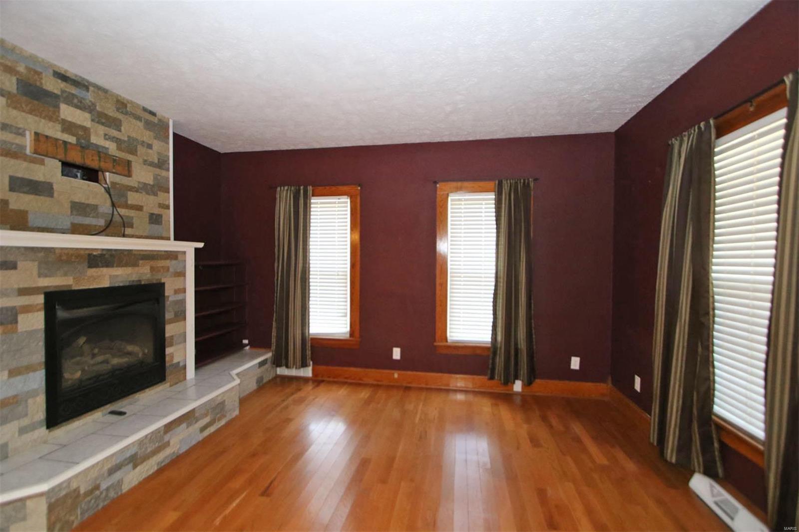 206 South Maple Brighton, IL 62012 - Photo 14 of 34
