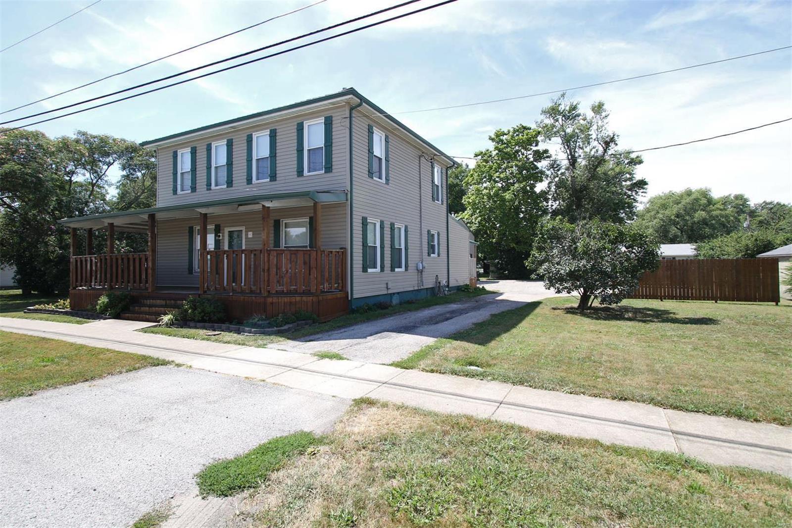 206 South Maple Brighton, IL 62012 - Photo 3 of 34