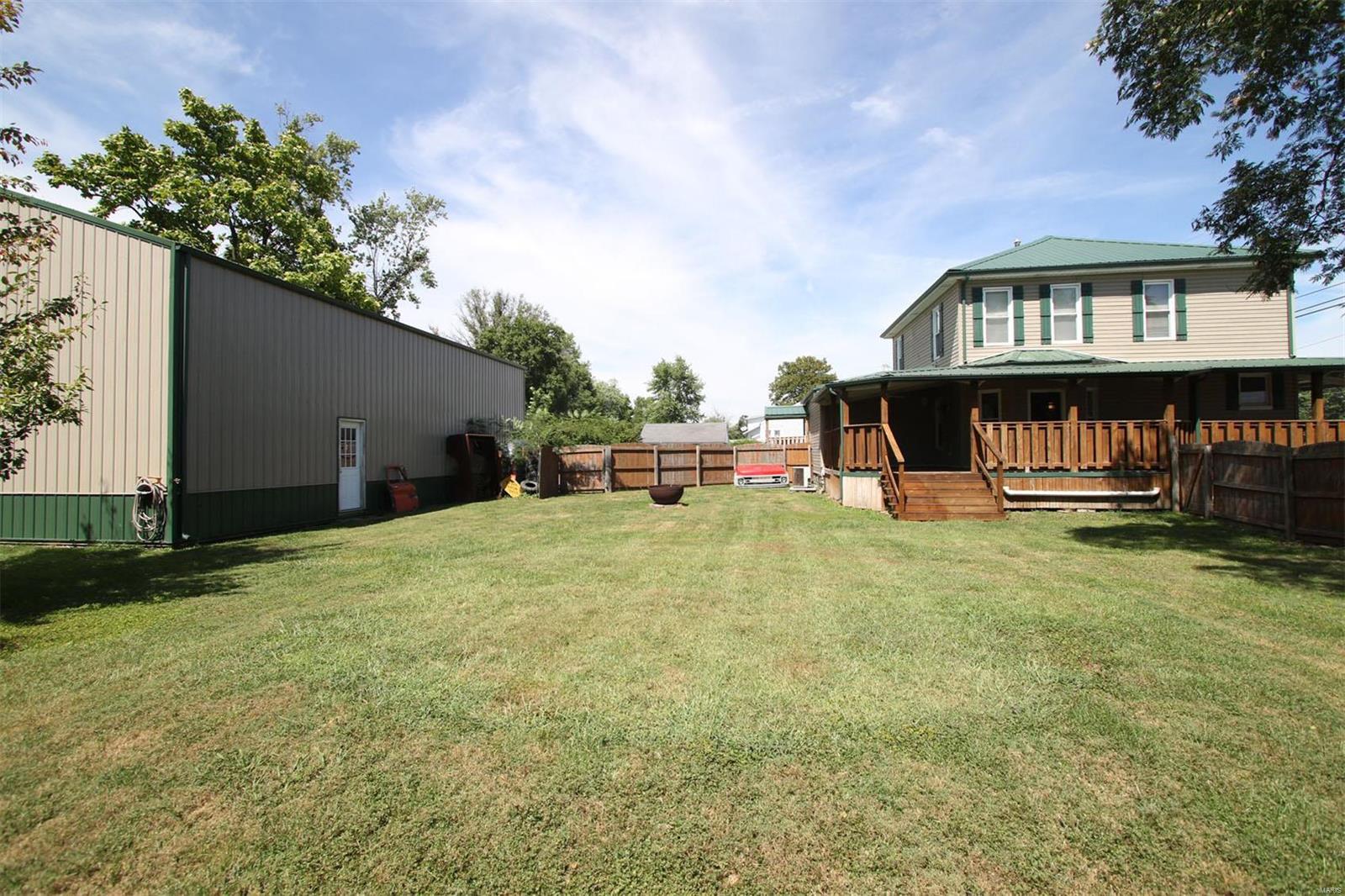 206 South Maple Brighton, IL 62012 - Photo 7 of 34