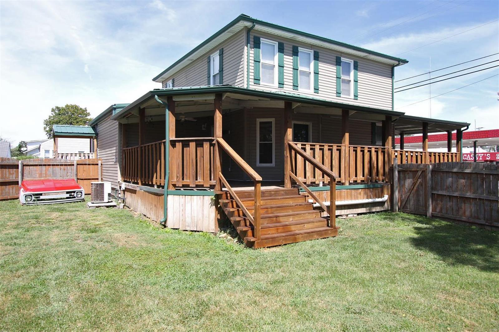 206 South Maple Brighton, IL 62012 - Photo 9 of 34