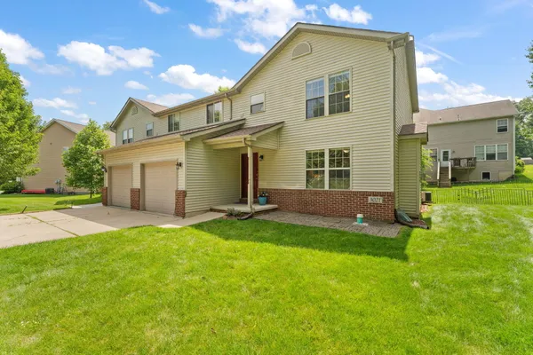 $344,900 | 3021 Blue Grouse Street, Valparaiso, IN 46383